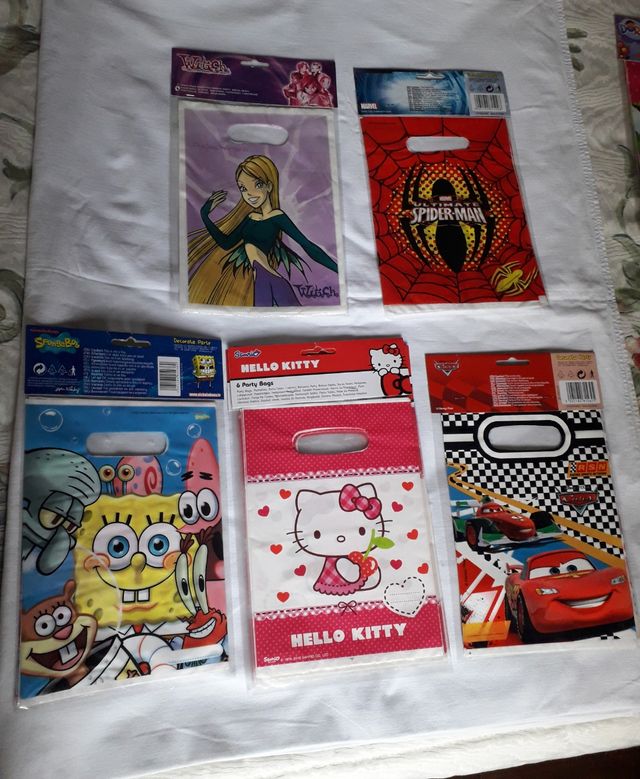 Pack de 6 bolsas infantiles.