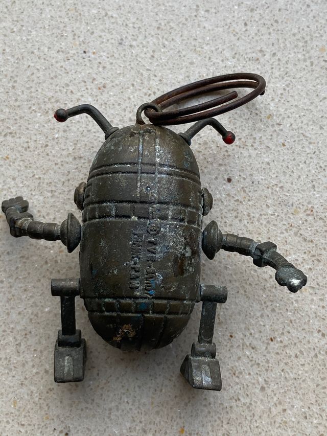 Llavero Zark 7 , Comando G