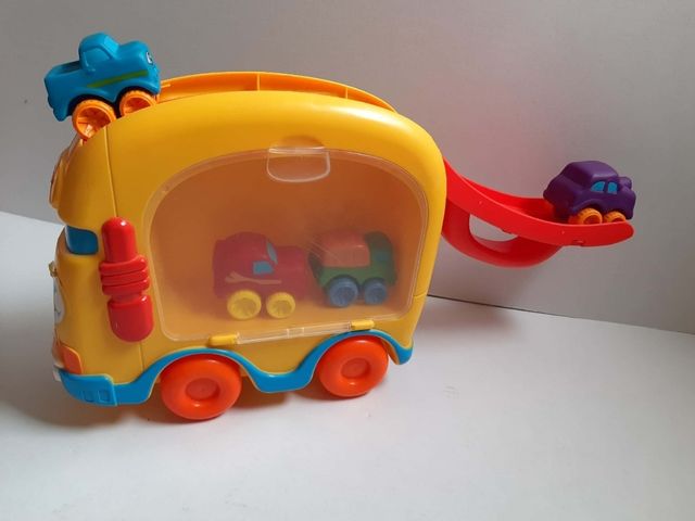 Maletin porta coches con rampa