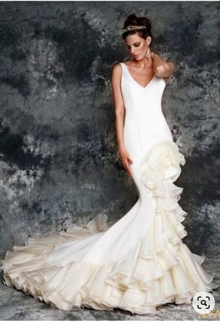 Vestido de novia de Vicky Martín Berrocal de segunda mano por 790 EUR en  Picanya en WALLAPOP
