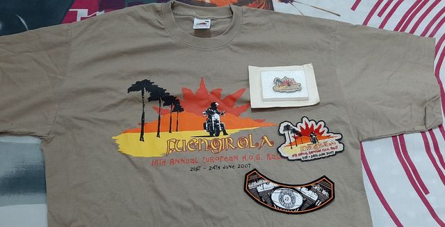CAMISETA , PARCHES Y PIN HOG