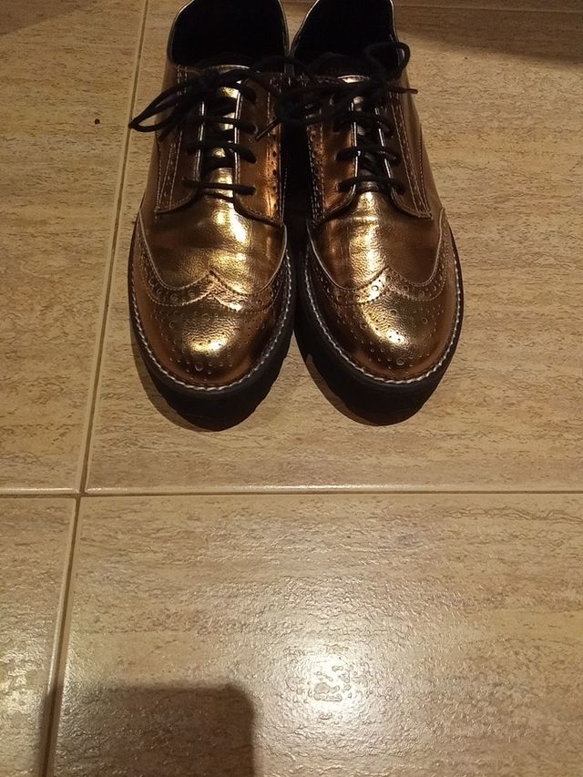 Zapatos bronce/dorado