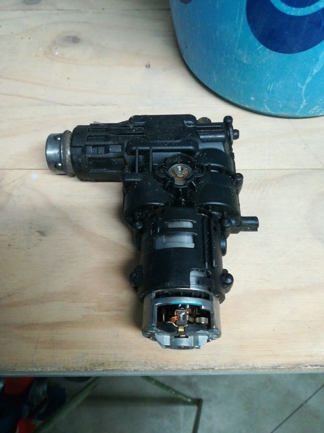 motor taladro Dewalt DC235