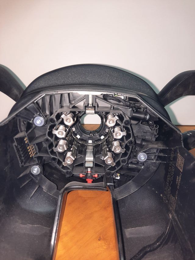 MANDO MULTIFUNCION VOLANTE A24690089179051