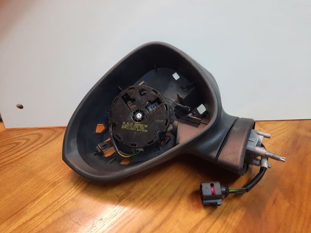 ESPEJO RETROVISOR SEAT LEÓN ELÉCTRICO