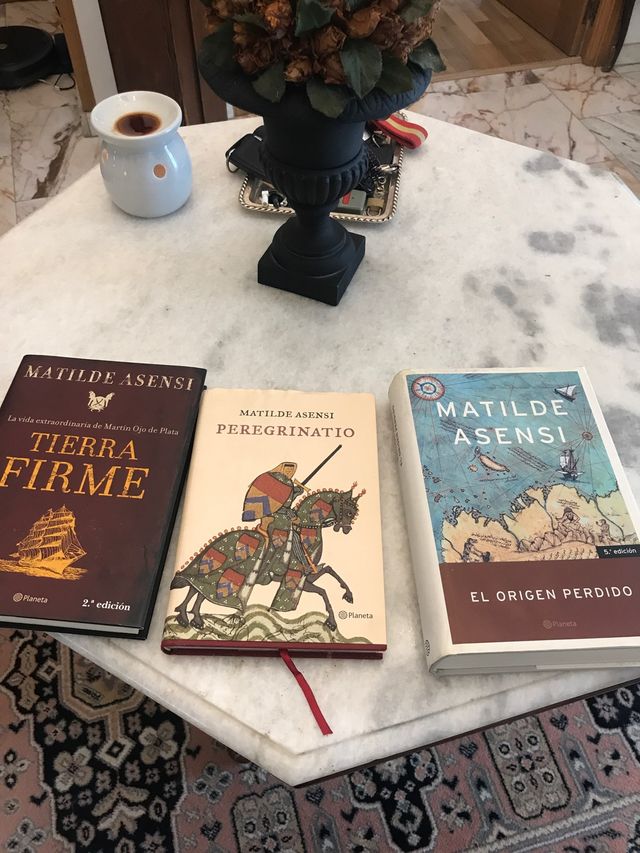 3 libros Matilde Asensi