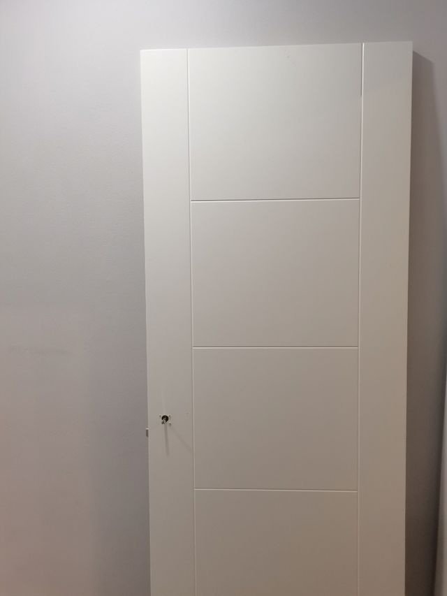 3 puertas. Dos apertura izquierda y una derecha me de segunda mano por