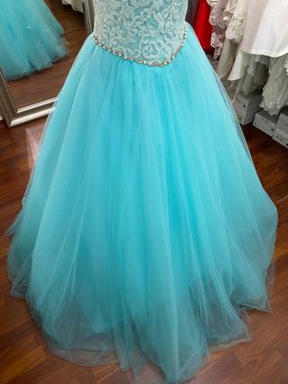 ALQUILER Vestido Quinceañera