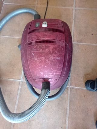 Aspirador Siemens 2200w reparar de segunda mano por 10 EUR en Lorca en  WALLAPOP