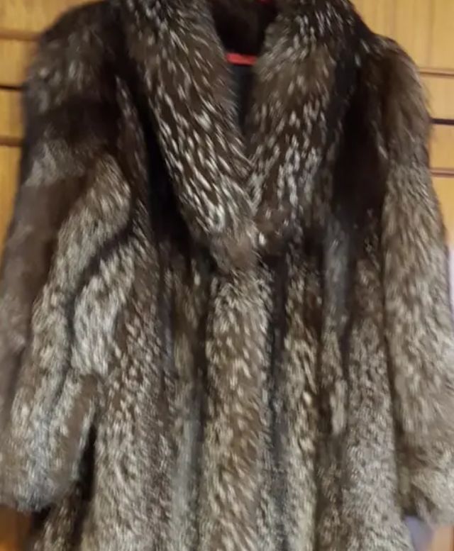 chaquetón zorro plateado