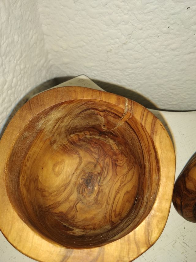 almidez de raíz de olivo.