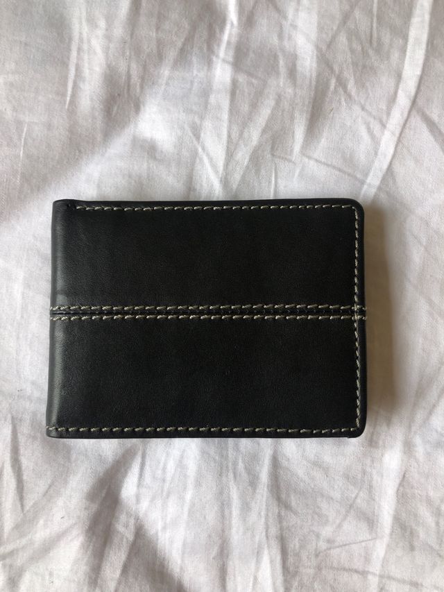 Cartera  four times cuero nueva