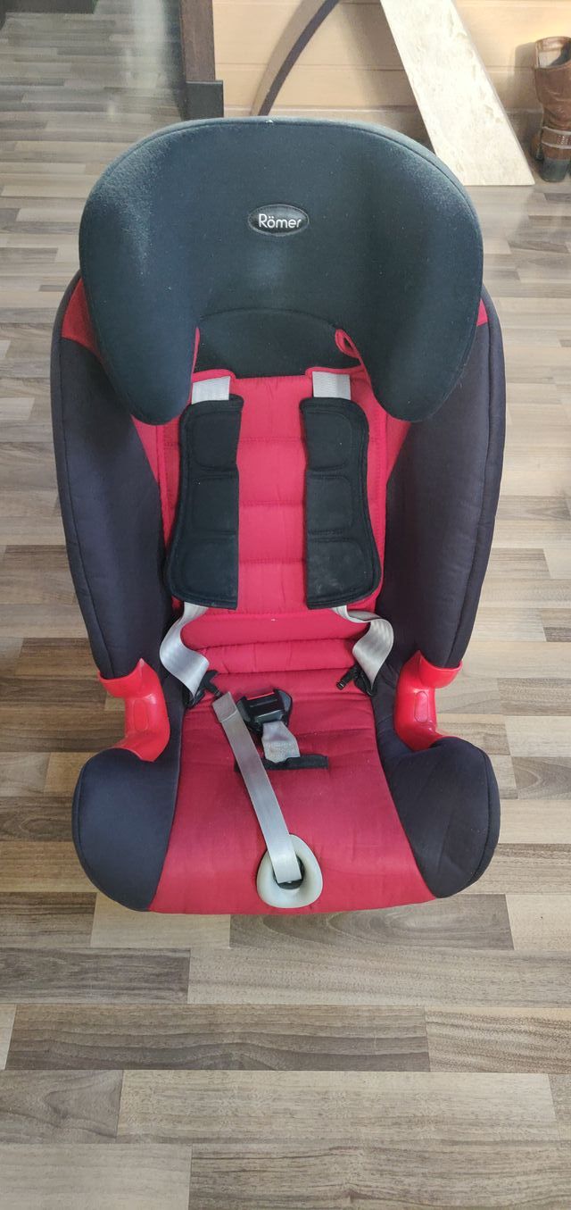 Silla Romer Advansafix 1/2/3 Roja