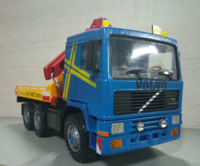 Volvo de bruder modificado