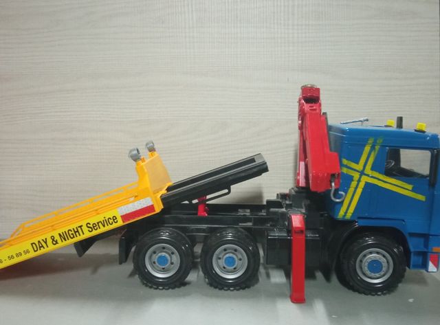 Volvo de bruder modificado