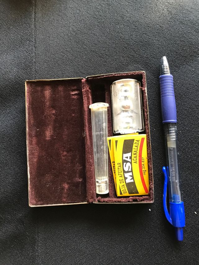 Caja antigua de barbero