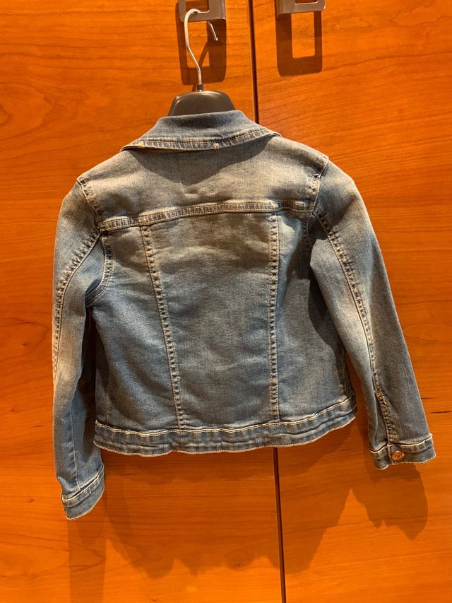 Cazadora vaquera elástica