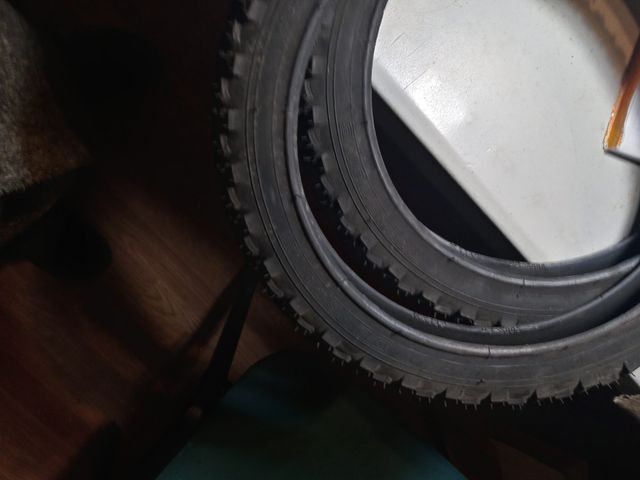 2 NEUMÁTICOS BICI NIÑO 14 x 1,75 A ESTRENAR