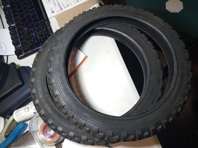 2 NEUMÁTICOS BICI NIÑO 14 x 1,75 A ESTRENAR