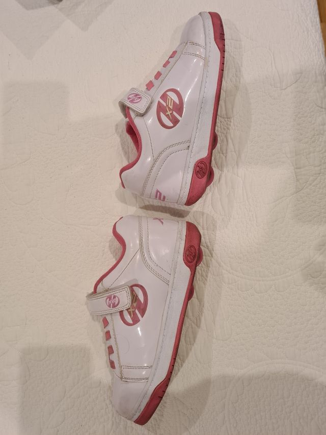 ZAPATILLAS CON RUEDAS HEELYS