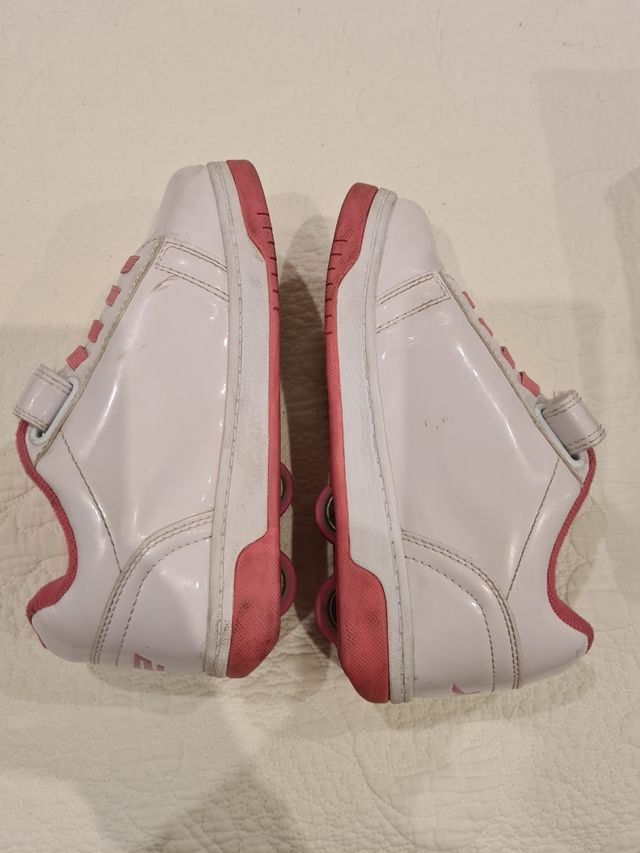 ZAPATILLAS CON RUEDAS HEELYS