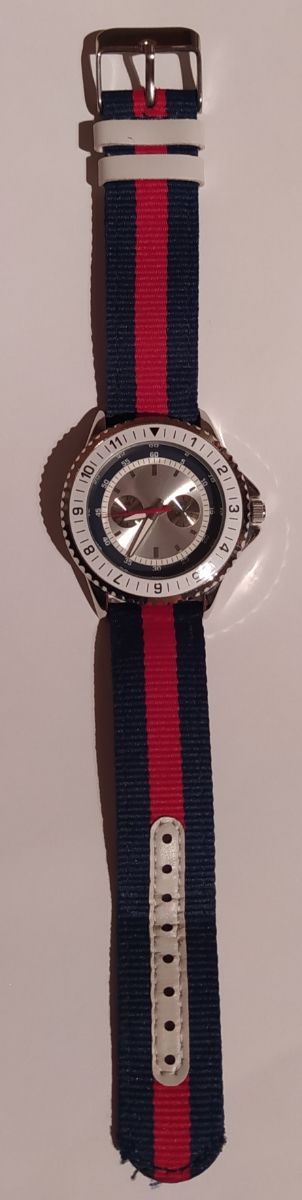 Reloj Dayaday tricolor