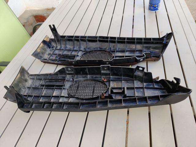 Bandejas laterales VW Polo.