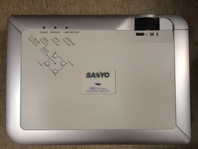 Proyector SANYO