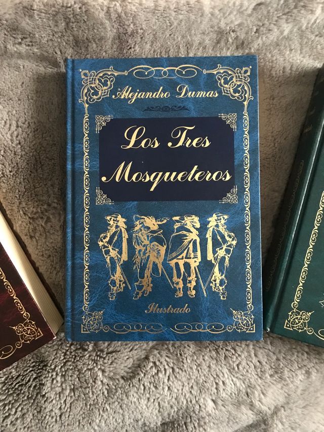 3 libros encuadernados en piel