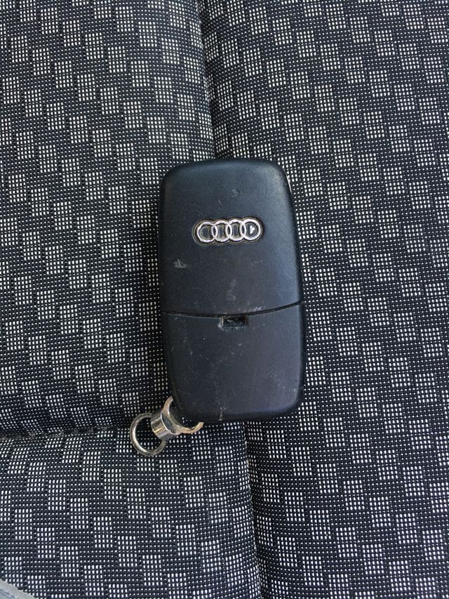 Llave Audi 