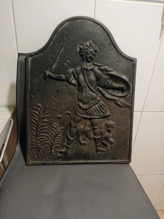 Placa chimenea de segunda mano por 100 € en Barcelona en WALLAPOP