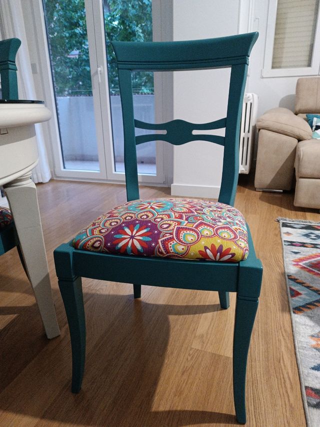 Mesa comedor y sillas