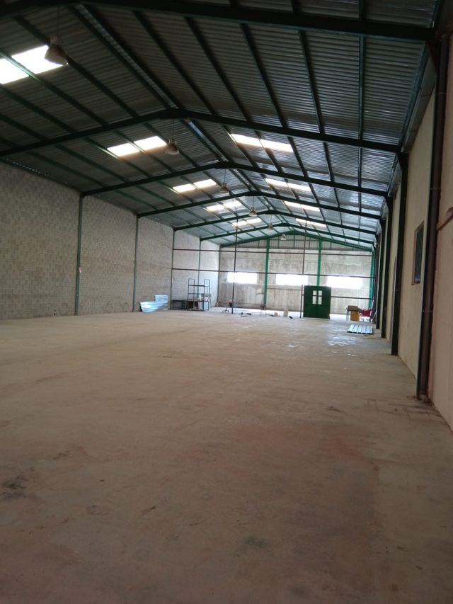 ALQUILER O VENTA NAVE