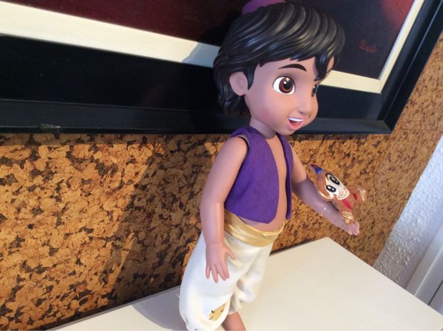 Boneca Disney Animators Aladdin