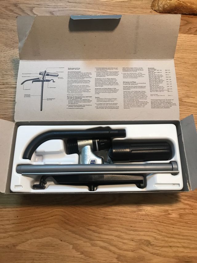 Grifo para barril de cerveza comprado en Alemania