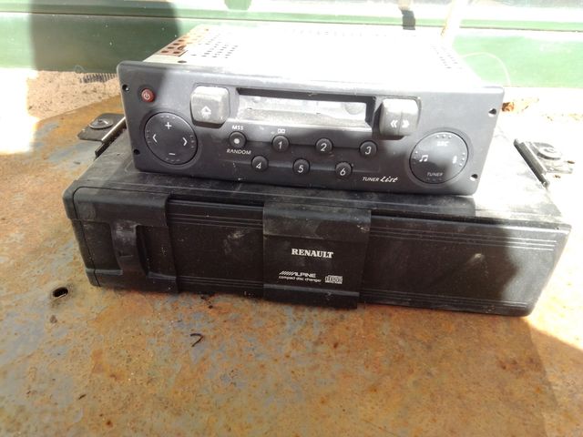 cargador 6 CD alpine Renault