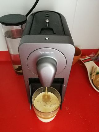Cafetera Nespresso Prodigio Krups xn410tpr4 de segunda mano por 50 EUR en  Burgos en WALLAPOP