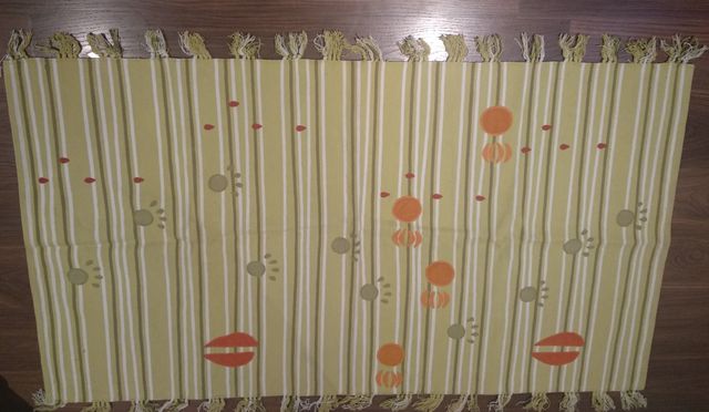 Jarapa  multicolor. médidas: 1.20 x 60 cm.