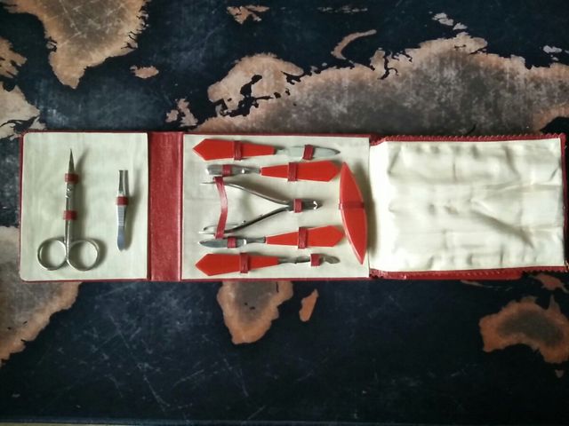 Set manicure vintage