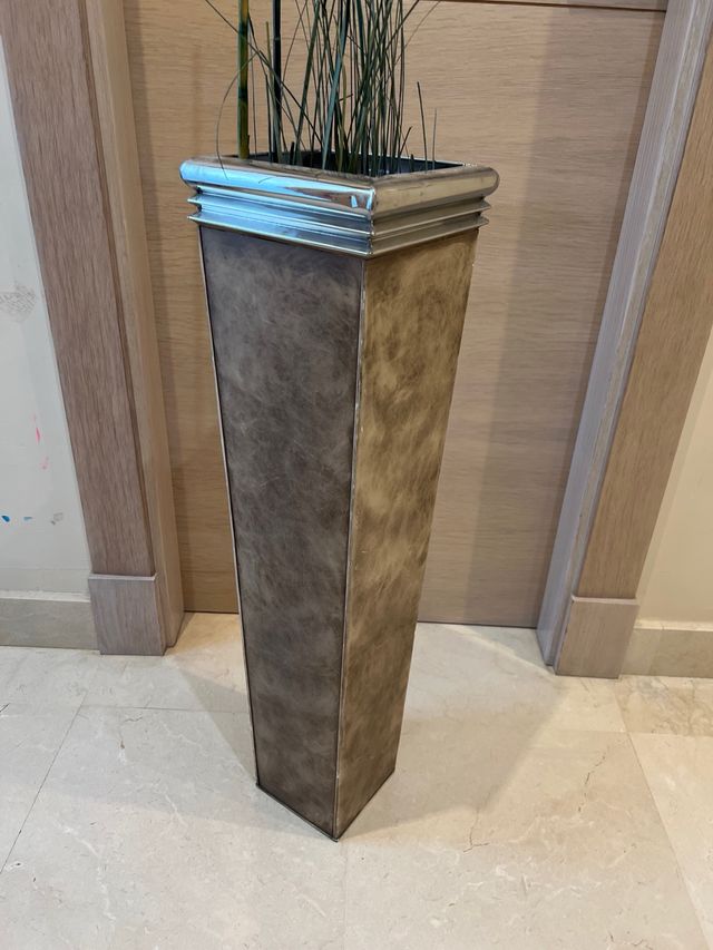 2 jarrones gigantes y 3 bambú bamboo