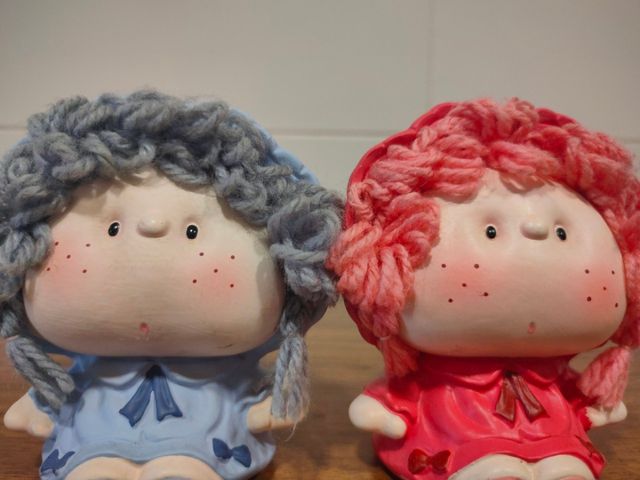 Hucha con forma de muñeca