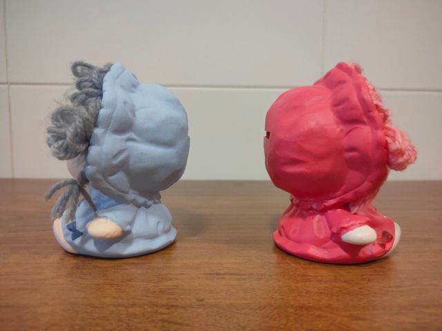 Hucha con forma de muñeca