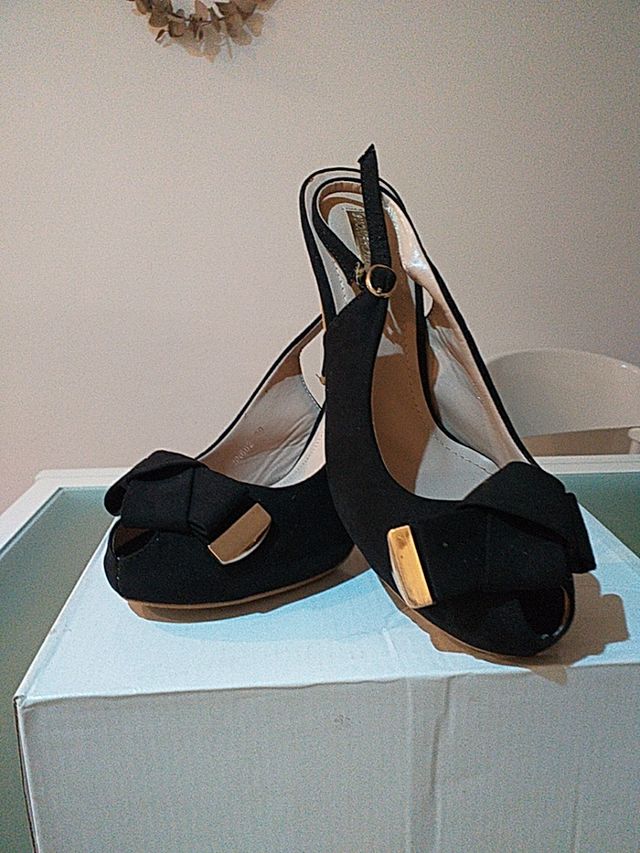 REBAJADO POR 5€, ZAPATO DE TACON.