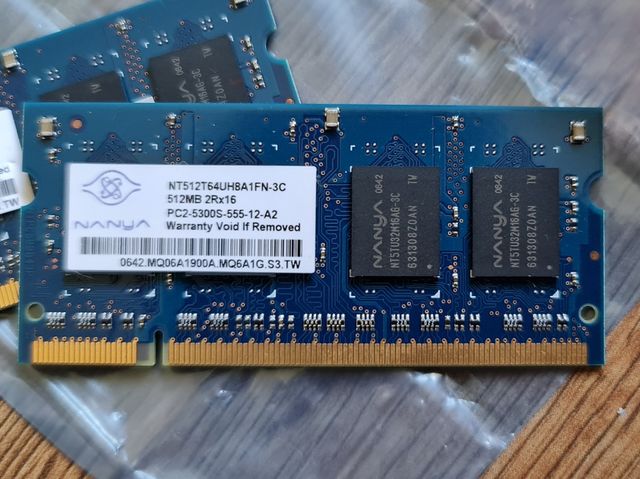 Módulos memoria RAM portátil 1 GB (2x512mb)