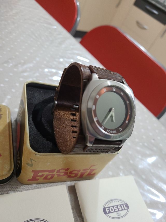 reloj fossil estado perfecto.