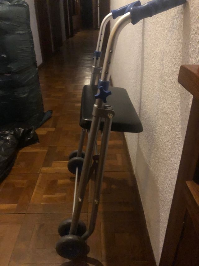 Andador para ancianos