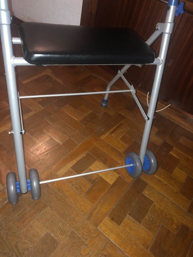Andador para ancianos