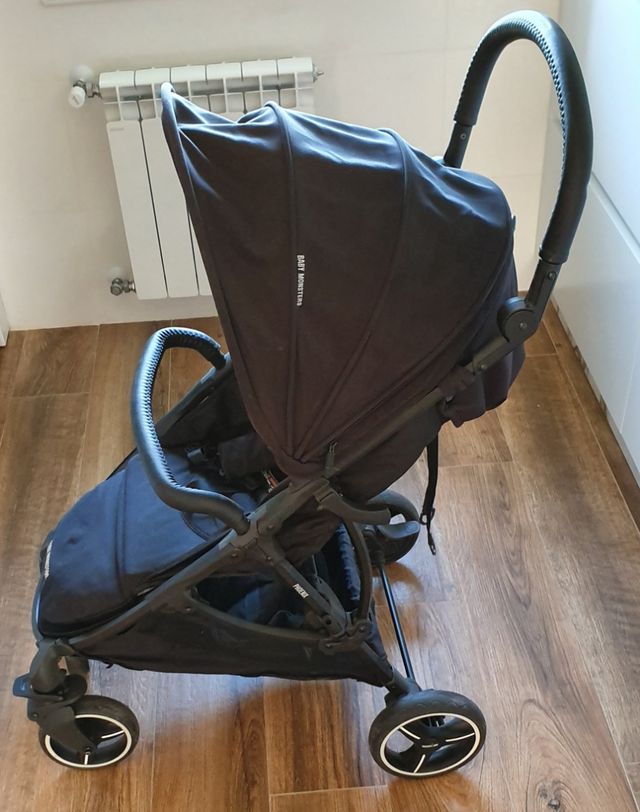 Carríto de bebe  baby Mosnsters