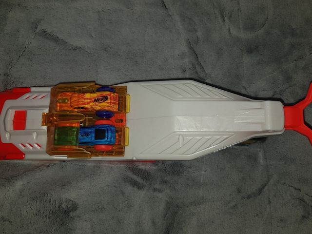 Pistola Nitro Nerf con 4 coches