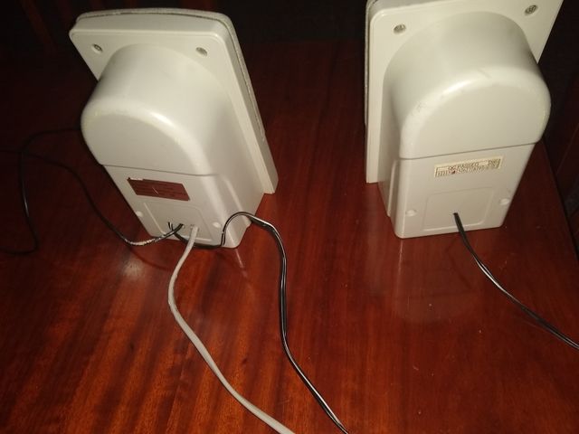 Altavoces Stereo MS-692